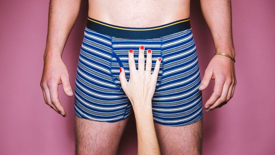 Ръка на пениса